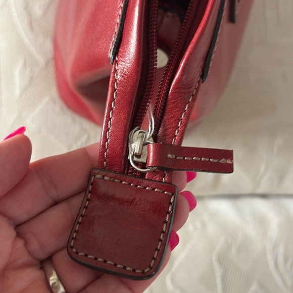 Vintage Fossil deep Red Leather satchel Handbag purse zippered / inside pockets - Picture 5 of 16